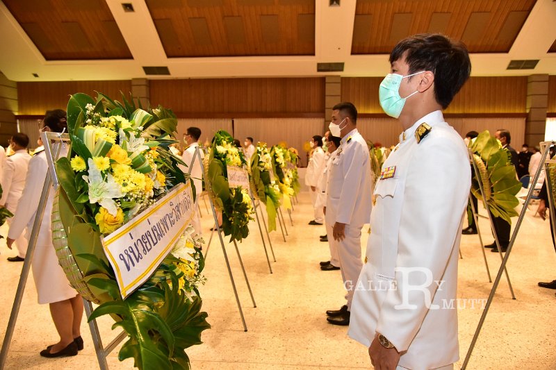 20211013 laying-a-wreath-018.JPG